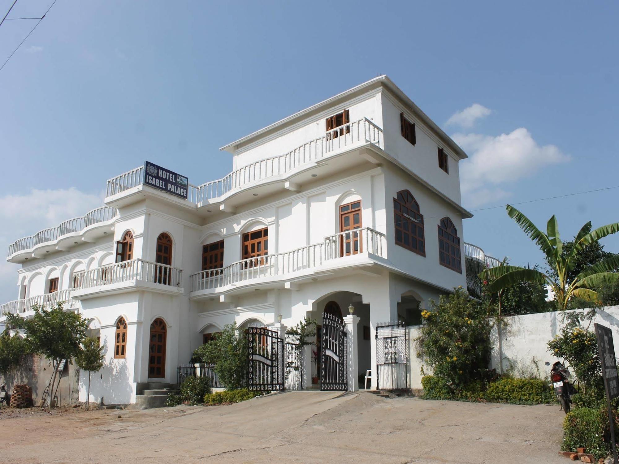 Hotel Isabel Palace Khajurāho Extérieur photo